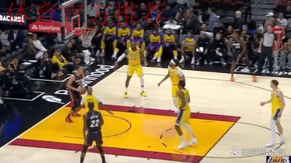 湖人12月攻防效率低迷,防守联盟倒数第三 湖人12月攻防效率低迷,防守联盟倒数第三